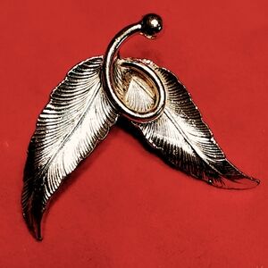 Vintage Double Feather Plume  Brooch